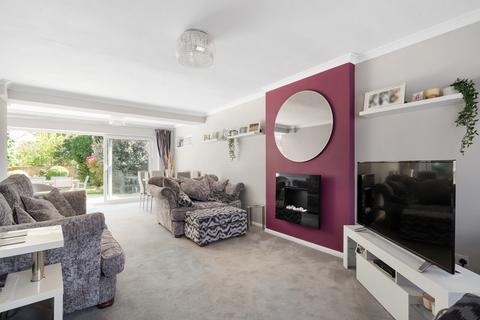9 Bramwell Close, Sunbury-on-thames, TW16 5PU
