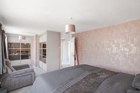 9 Bramwell Close, Sunbury-on-thames, TW16 5PU