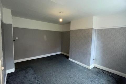 3 bedroom semi-detached house to rent, Hadrian Road, Fenham NE4