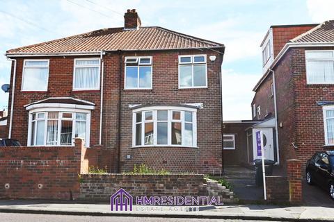 3 bedroom semi-detached house to rent, Hadrian Road, Fenham NE4