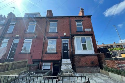 2 bedroom end of terrace house to rent, Wetherby Terrace, Burley, Leeds, LS4