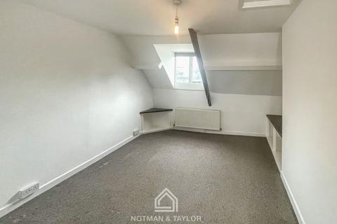 Flat, 28 Fore Street, Callington, PL17 7AD