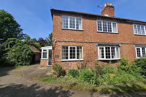 3 bedroom semi-detached house for sale, Trent view cottages, Newark NG23
