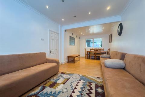 27 Burwell Road, London, E10 7QG