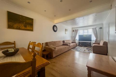 27 Burwell Road, London, E10 7QG