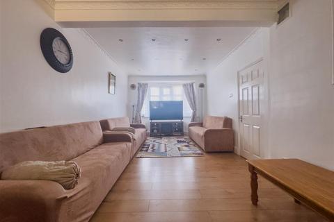 27 Burwell Road, London, E10 7QG