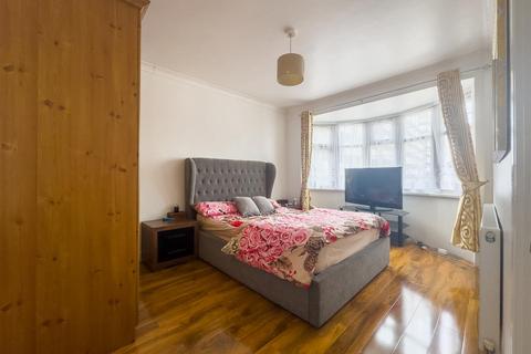 27 Burwell Road, London, E10 7QG