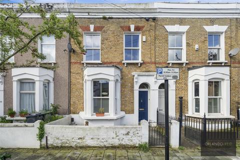 2 bedroom terraced house to rent, Burgoyne Road, Brixton