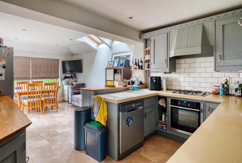 3 Kitchen - 16 Hill Burn  - Real estate photograph