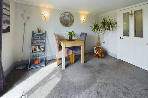 2 bedroom park home for sale, Wood End, Halsnead Park, L35