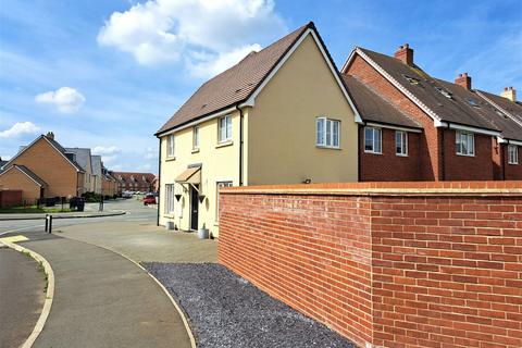3 bedroom semi-detached house for sale, Tate Drive, Biggleswade SG18
