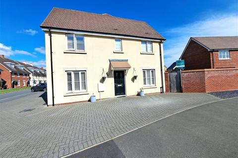 3 bedroom semi-detached house for sale, Tate Drive, Biggleswade SG18
