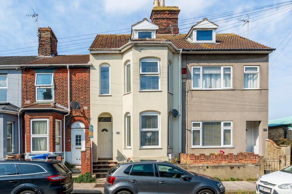Roman Road, Lowestoft 3 bed terraced house for sale £220,000