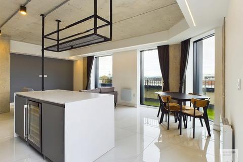 2 bedroom apartment to rent, Apt 8.08 :: One Silk Street