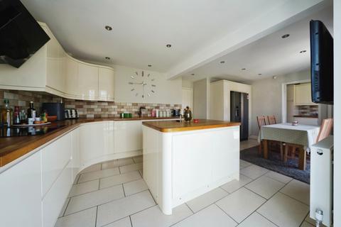 4 bedroom detached house for sale, Markfield LE67