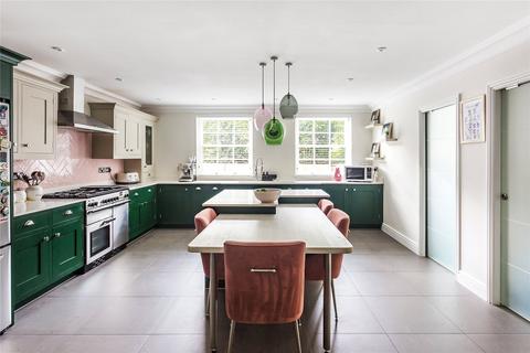 The Torrens Gorse Lane, Chobham, Woking, GU24 8RB