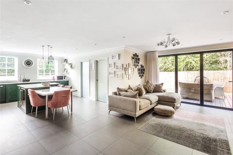The Torrens Gorse Lane, Chobham, Woking, GU24 8RB
