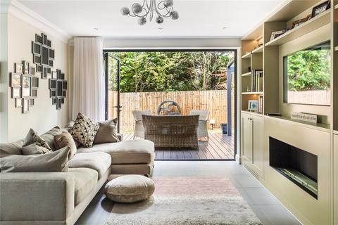 The Torrens Gorse Lane, Chobham, Woking, GU24 8RB