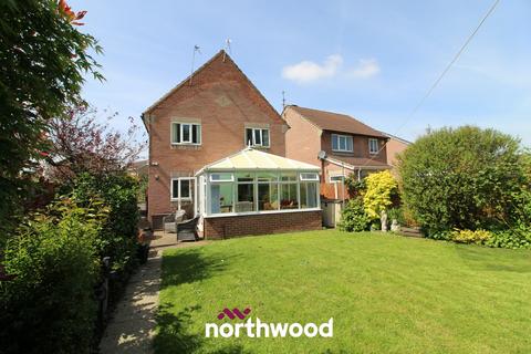 4 bedroom detached house for sale, St Marys Drive, Doncaster DN7