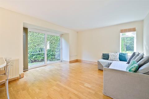 2 bedroom apartment for sale, Wokingham, Berkshire RG40