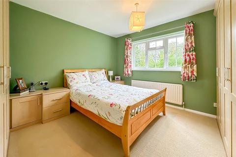 4 bedroom link detached house for sale, Fryth Mead, St. Albans, Hertfordshire, AL3