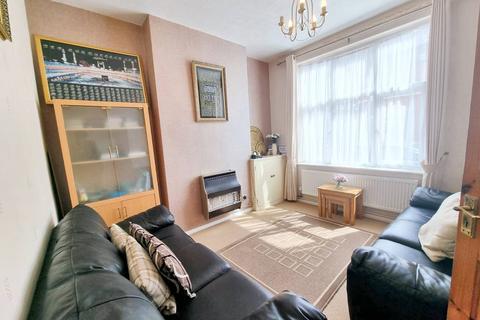 3 bedroom terraced house for sale, Dashwood Road, Leicester LE2