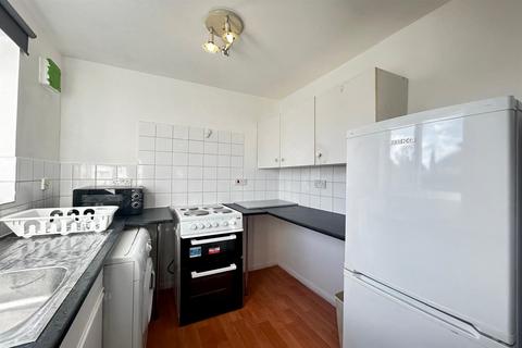 1 bedroom flat for sale, London SE8