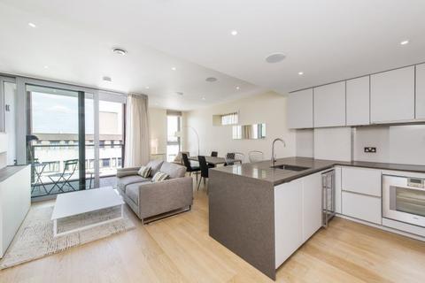 2 bedroom apartment to rent, Wellington House, London SW1E