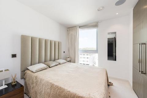 2 bedroom apartment to rent, Wellington House, London SW1E