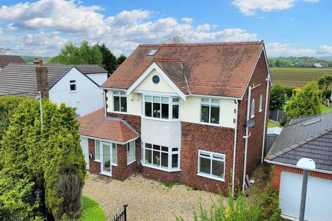 4 bedroom detached house for sale, Moss Lane, Windle, WA11