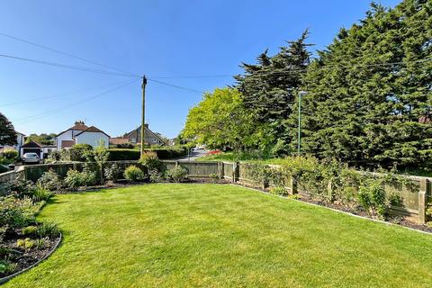 3 bedroom bungalow for sale, Lashmar Road, East Preston, Littlehampton, West Sussex