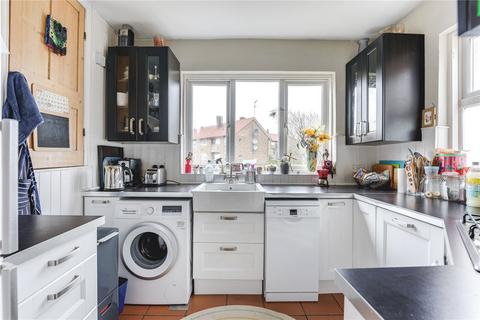 3 bedroom maisonette for sale, Albert Road, London, N22