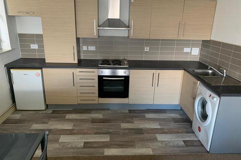 2 bedroom apartment to rent, Bispham House, Lace Street, Liverpool