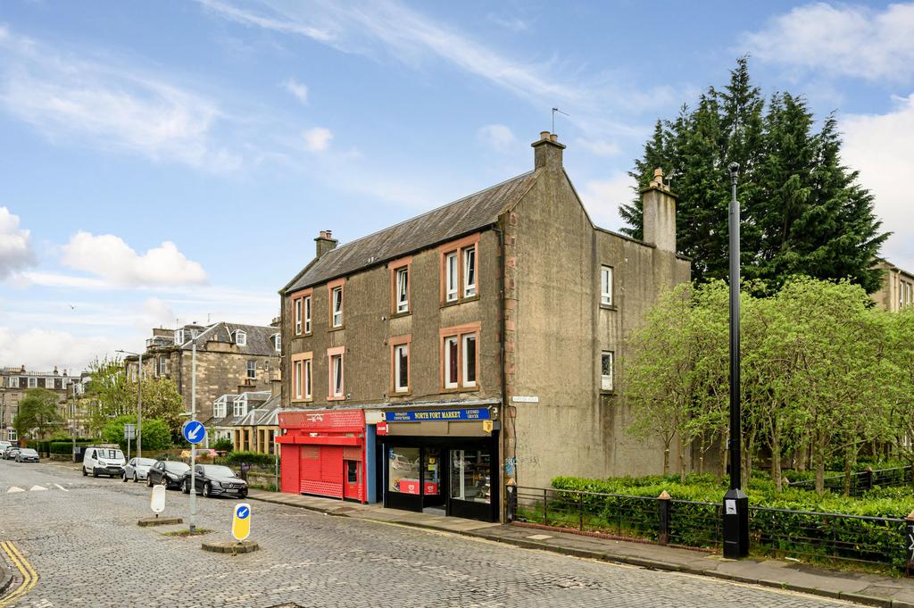 North Fort Street, Edinburgh EH6 2 bed flat for sale - £238,995