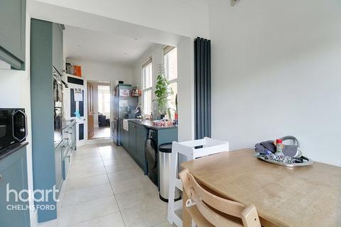 85 Beehive Lane, Chelmsford, CM2 9TJ