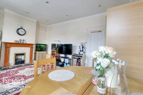 2 bedroom apartment for sale, Natal Road, Thornton Heath