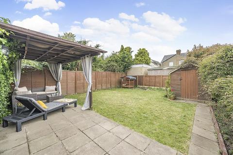 53b Fruen Road, Feltham, TW14 9NT