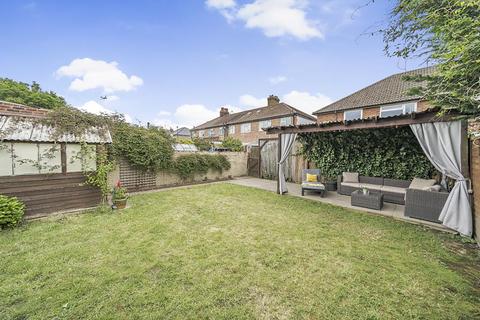53b Fruen Road, Feltham, TW14 9NT