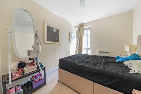 1 bedroom flat for sale, Victoria Road, Acton