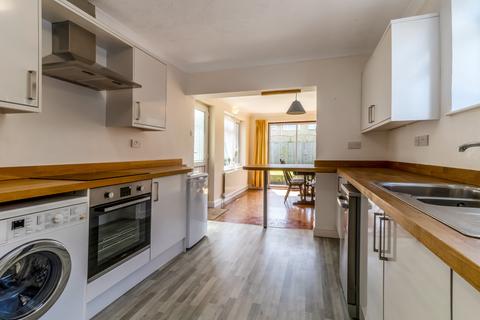 8 Barnard Close, Swindon, SN3 3LZ