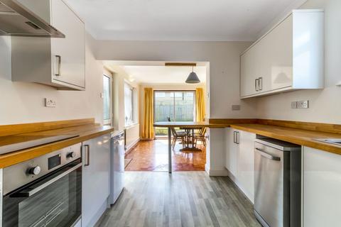 8 Barnard Close, Swindon, SN3 3LZ