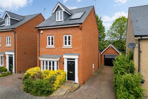 32 Allard Way, Saffron Walden, CB11 3GP