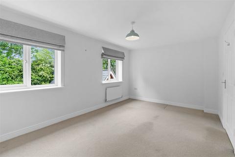 32 Allard Way, Saffron Walden, CB11 3GP