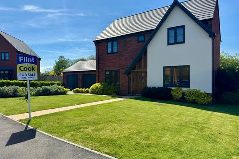 4 bedroom detached house for sale, Sweet Chestnut Drive, Kings Acre, Hereford, HR4