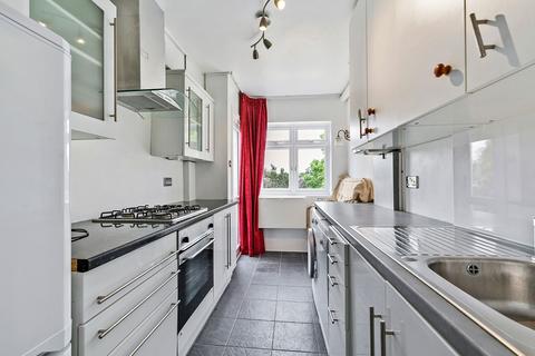 2 bedroom apartment for sale, Richmond Road, Cranmer Court Richmond Road, KT2