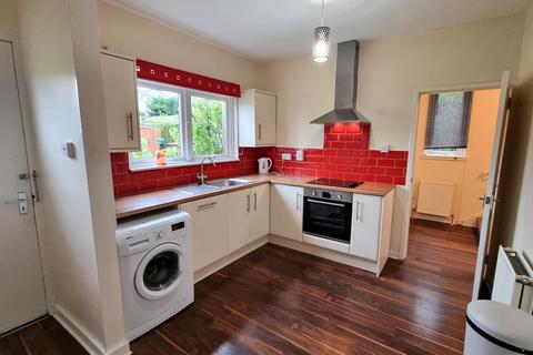 3 bedroom semi-detached house to rent, Kirk Terrace, Cults, Aberdeen, AB15