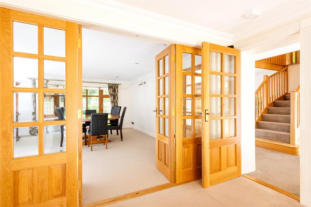 Sitting/Dining Room