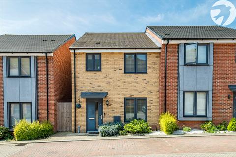 8 Farmer Close, Castle Hill, Swanscombe, DA10 1DH
