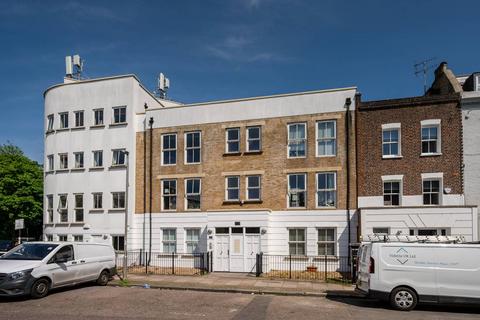 2 bedroom flat to rent, Battersea High Street, Battersea, London, SW11