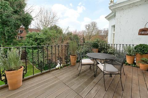 3 bedroom apartment for sale, Holland Park, London, W11